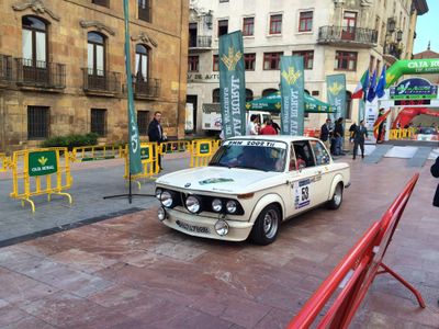 Historic rally procession in the city center